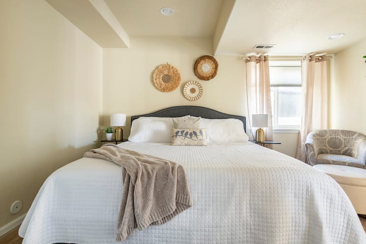 Chumba cha kulala cha ghorofa ya chini