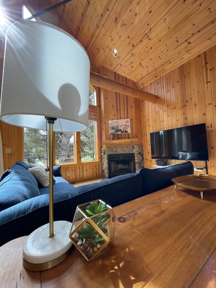 Modern Chalet In Sunny Central Oregon - Eagle Crest, OR
