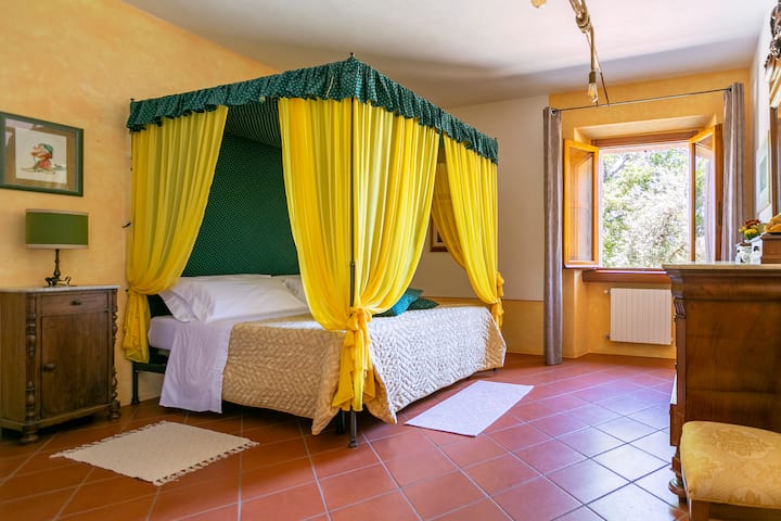 המיטה הצמודה של חדר השקמה