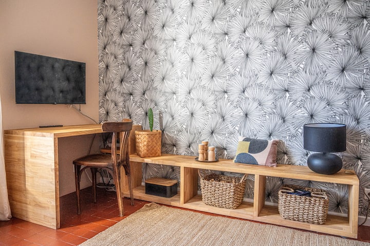 Le Nid - Appartement Avec Jardin Et Parking Privé - Vitrolles