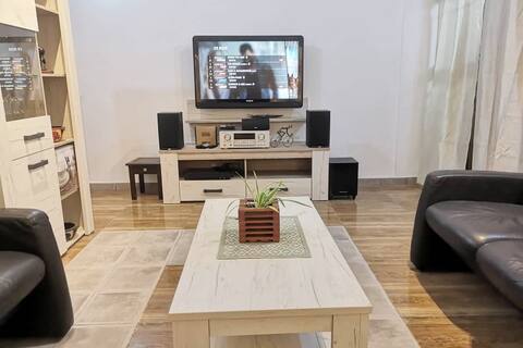 1 BR Cozy Apt 15mn to Airport+Free Wi-Fi+Generator