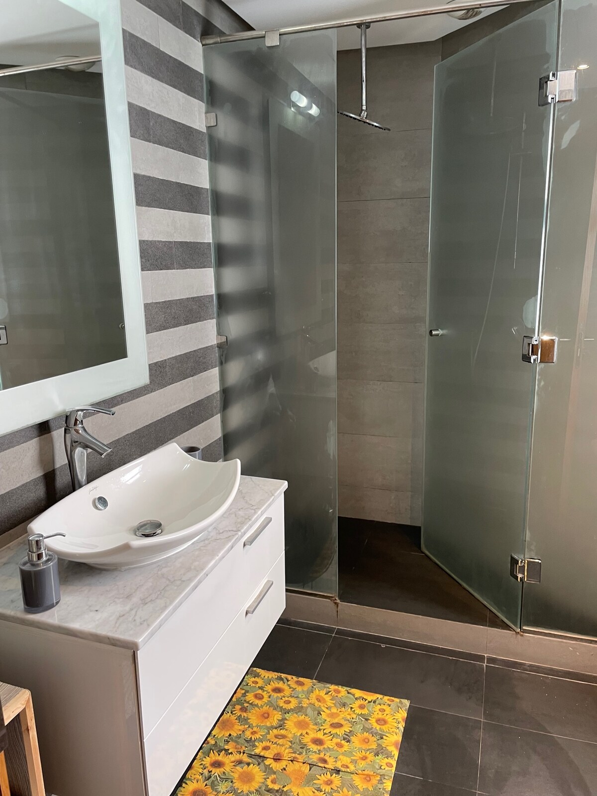 Rental unit in Casablanca  467  1 bedroom  1 bed  1 bath - image 5