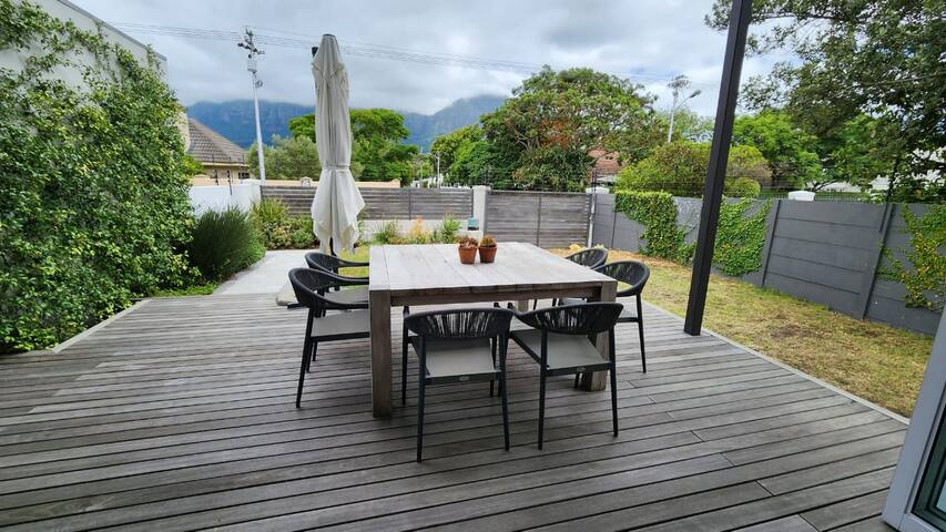 Modern 4 bed family home in Lynfrea, Claremont gallery image 3