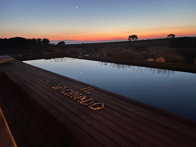 Villa nel Parco fronte mare con piscina e giardino gallery image 5