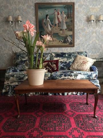 Beautiful 2 bed garden flat in heart of Pimlico