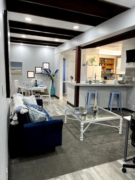 Seabreeze in the Valley