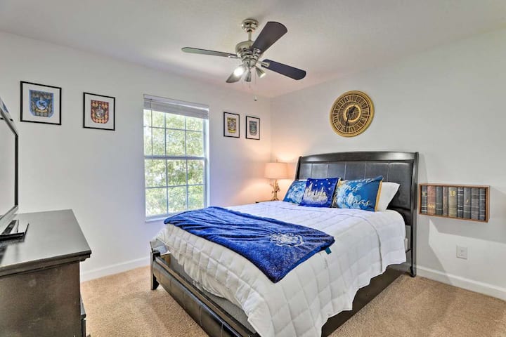 Ჰარი პოტერის თემატური ოთახი ჭურჭლის ბეღლიდან მაღალი დონის აქსესუარებით. Მზად ხართ შელოცვისთვის?