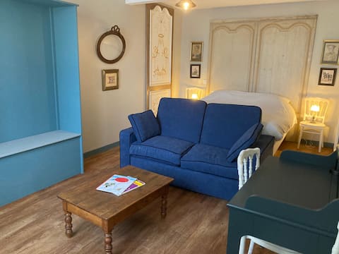 Charming homes with large reception room