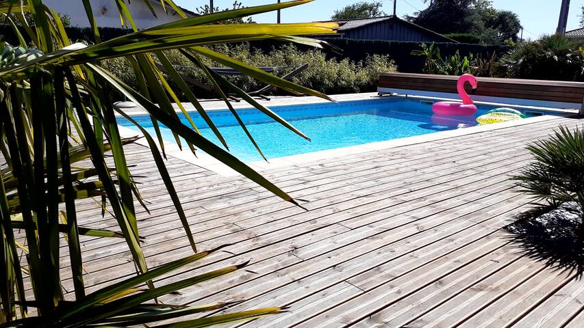 Maison de vacances, piscine et cuisine extérieure gallery image 2