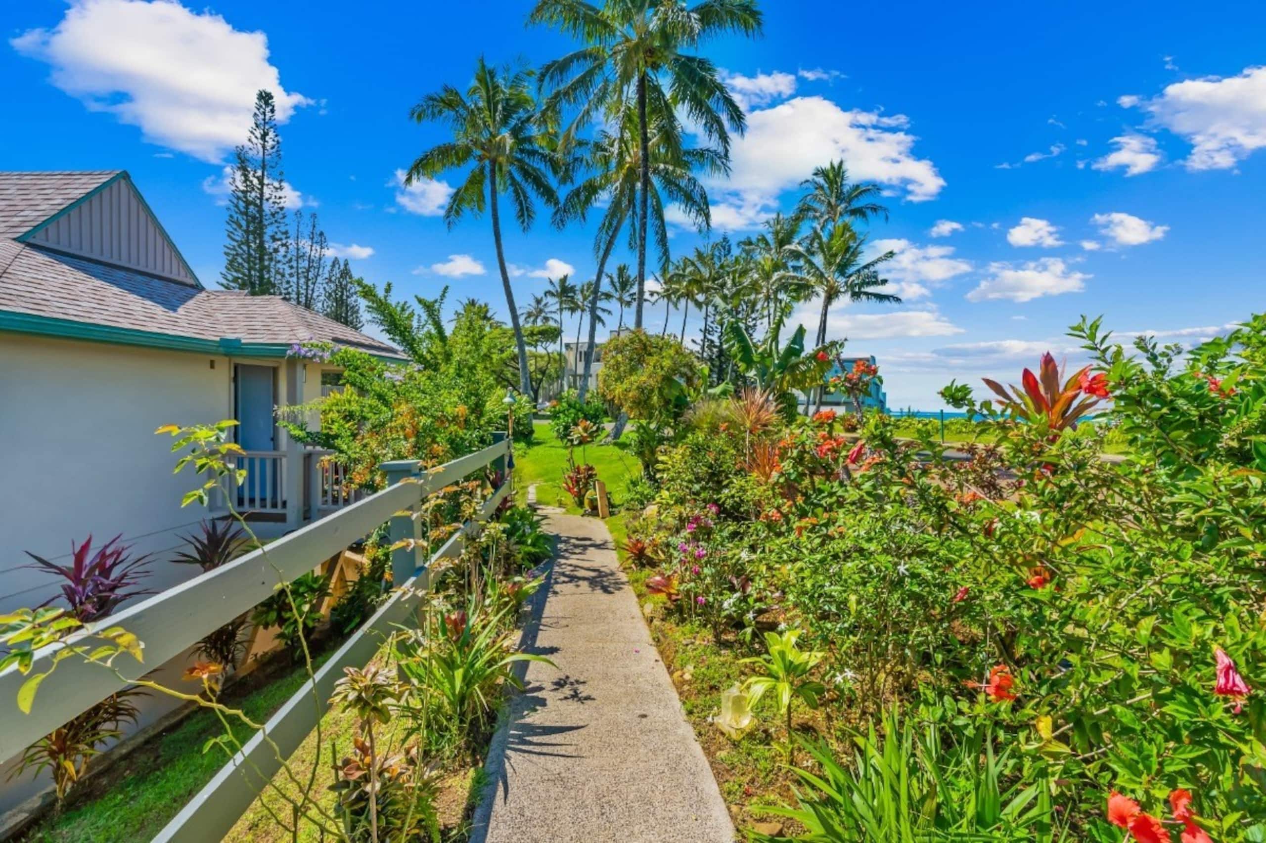 Villa in Princeville · ★4.83 · 2 bedrooms · 2 beds · 2.5 baths - Image 32