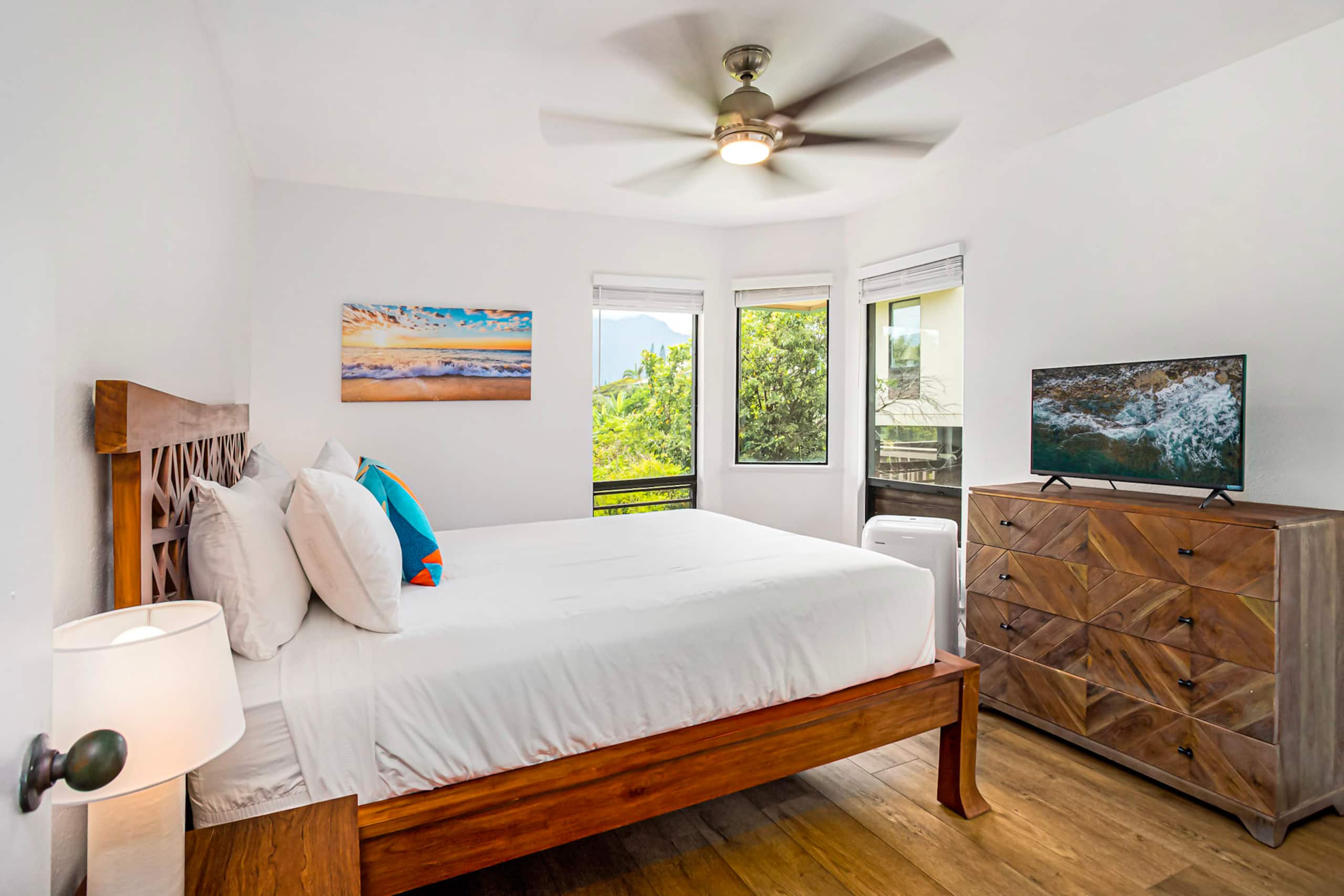 Villa in Princeville · ★4.83 · 2 bedrooms · 2 beds · 2.5 baths - Image 15
