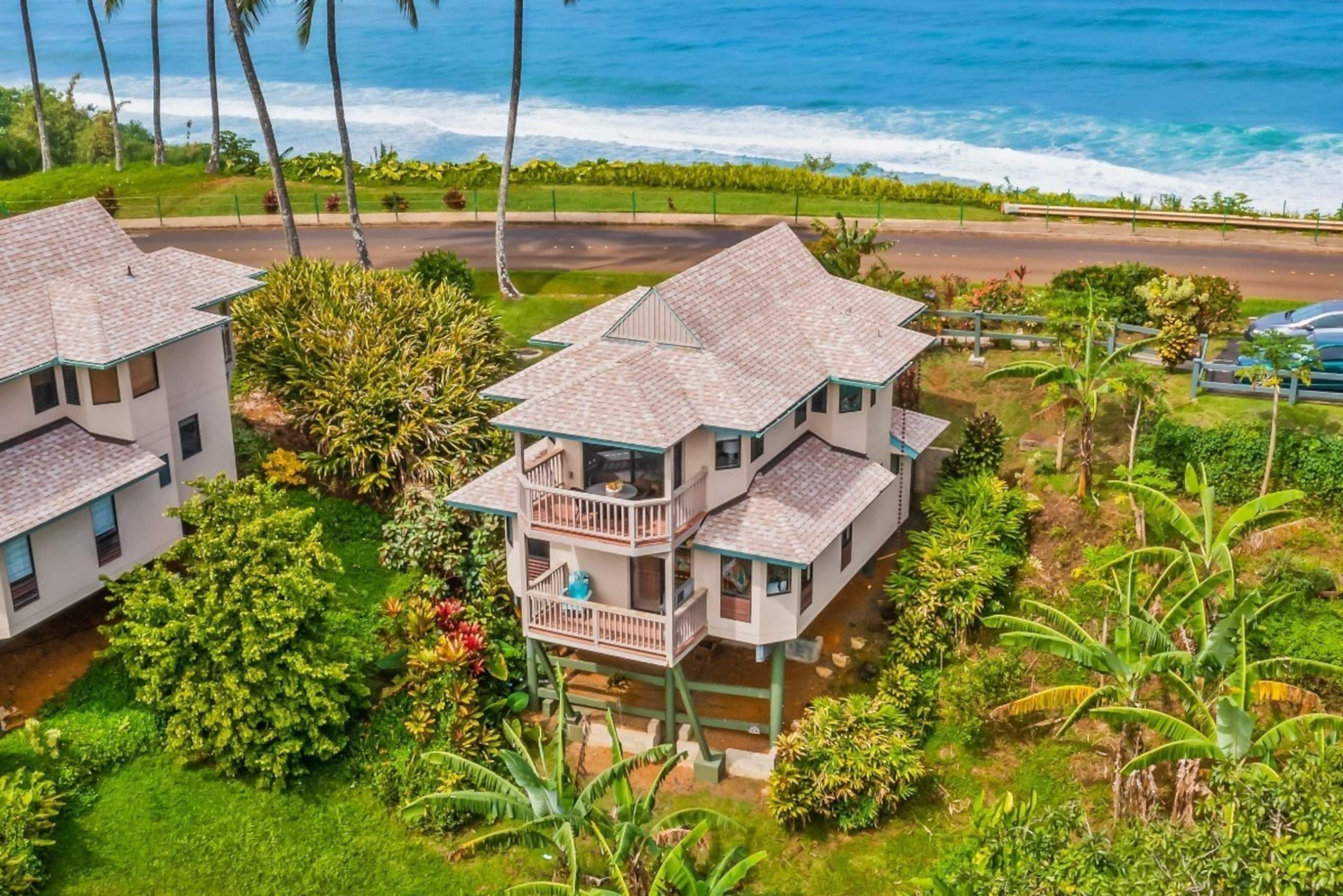 Villa in Princeville · ★4.83 · 2 bedrooms · 2 beds · 2.5 baths - Image 24