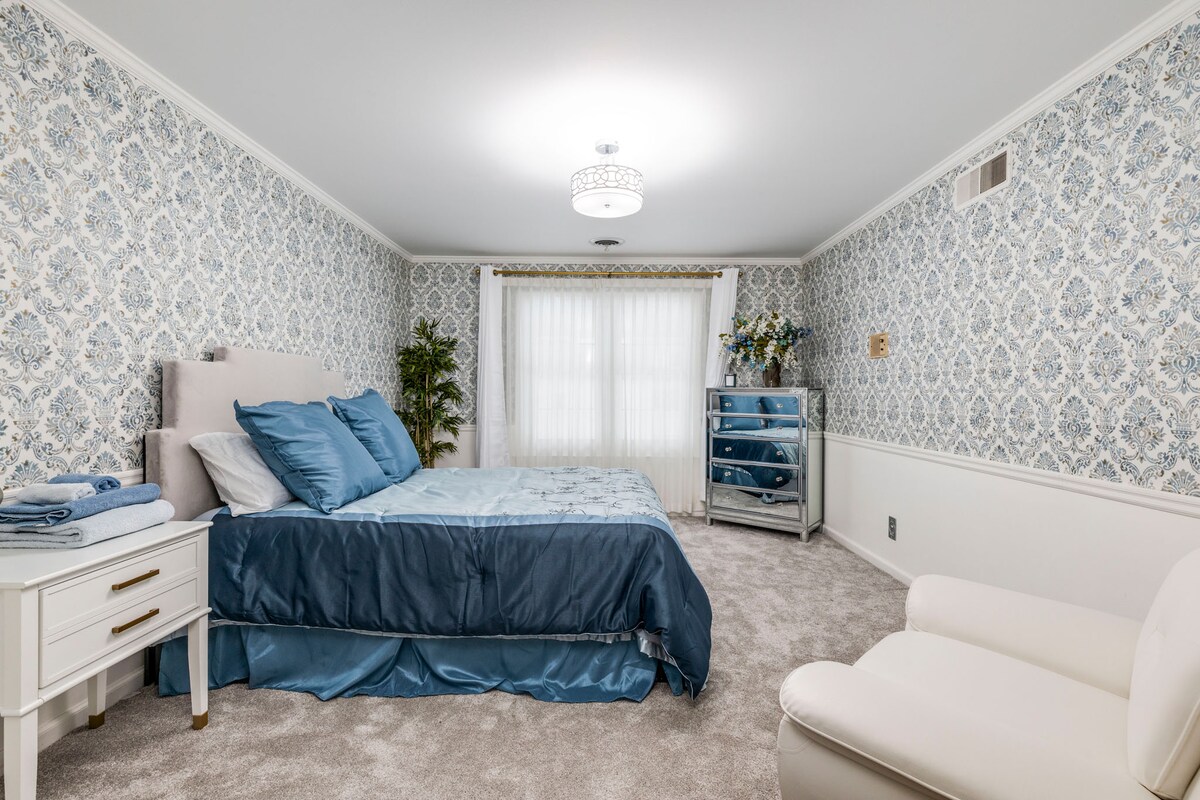 Downstairs bedroom 2