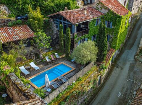 Beautifully restored 13th-century home in Cordes
