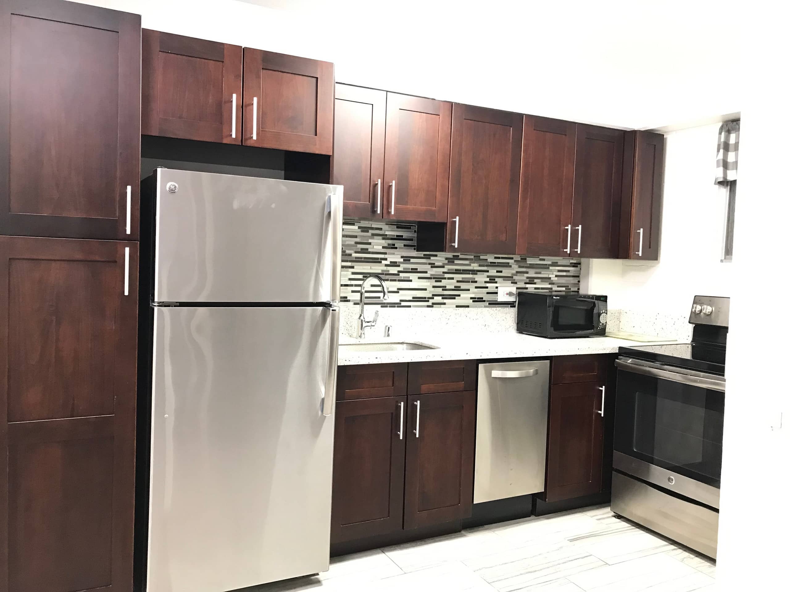 Condo in Honolulu · ★4.82 · 1 bedroom · 2 beds · 1 private bath - Image 7