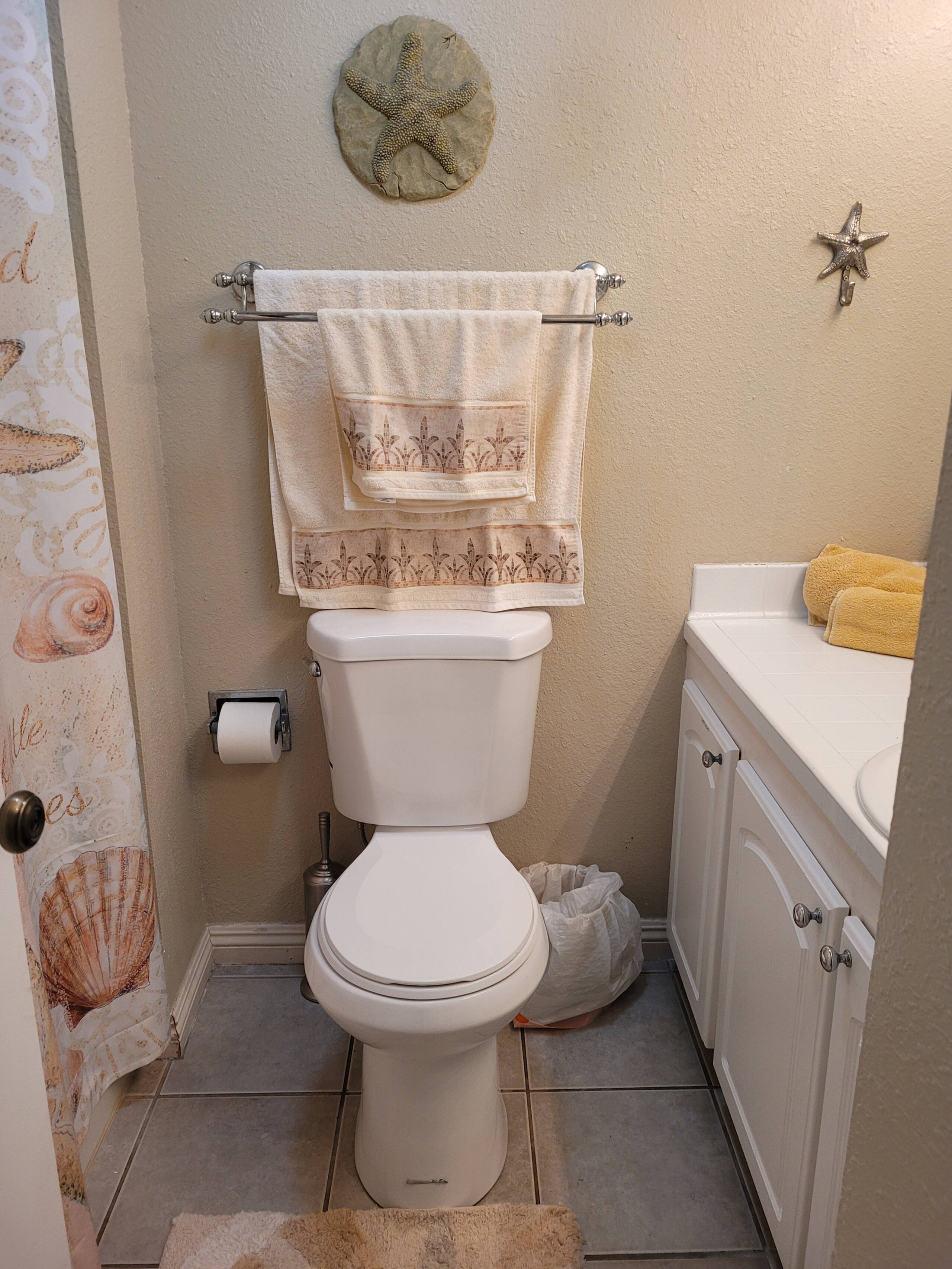 Condo in Kailua-Kona · ★4.89 · 2 bedrooms · 2 beds · 2 baths - Image 13