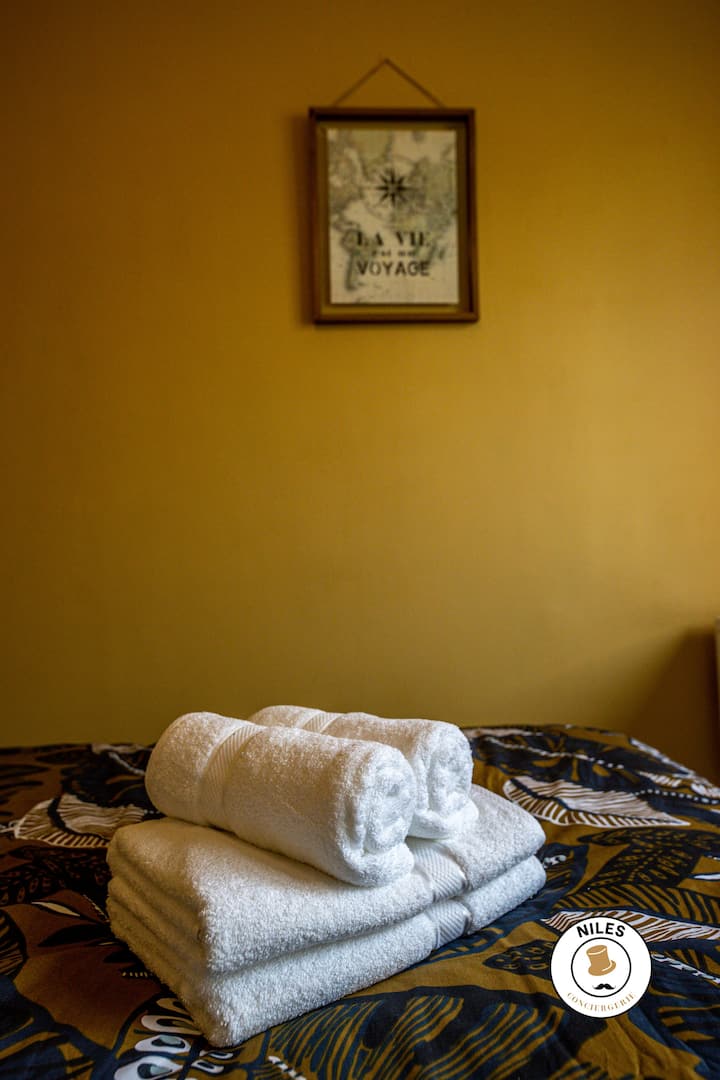 chumba cha kulala 3 - kitanda cha watu wawili na roshani