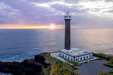 Lighthouse at the end of the world - La Palma Suit