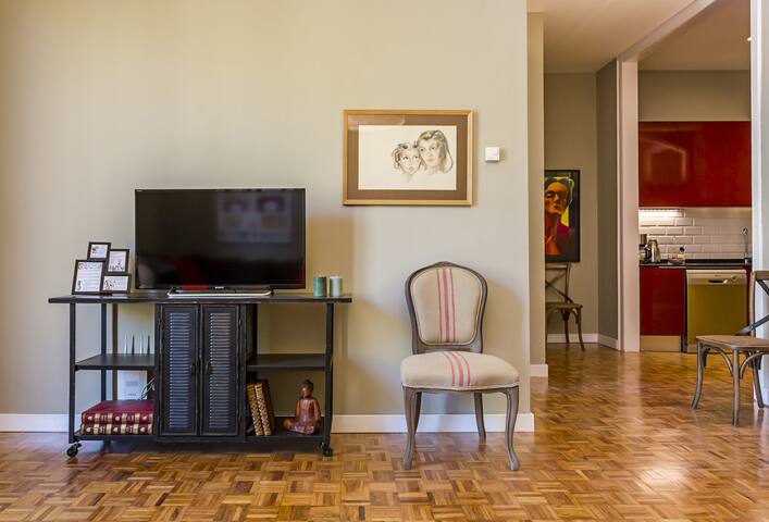 Bunk Family Apartment in Paseo de Gracia gallery image 4