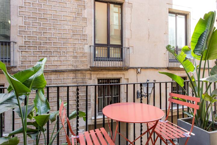 Superb 3 BR Apartment in the heart of Barcelona gallery image 5