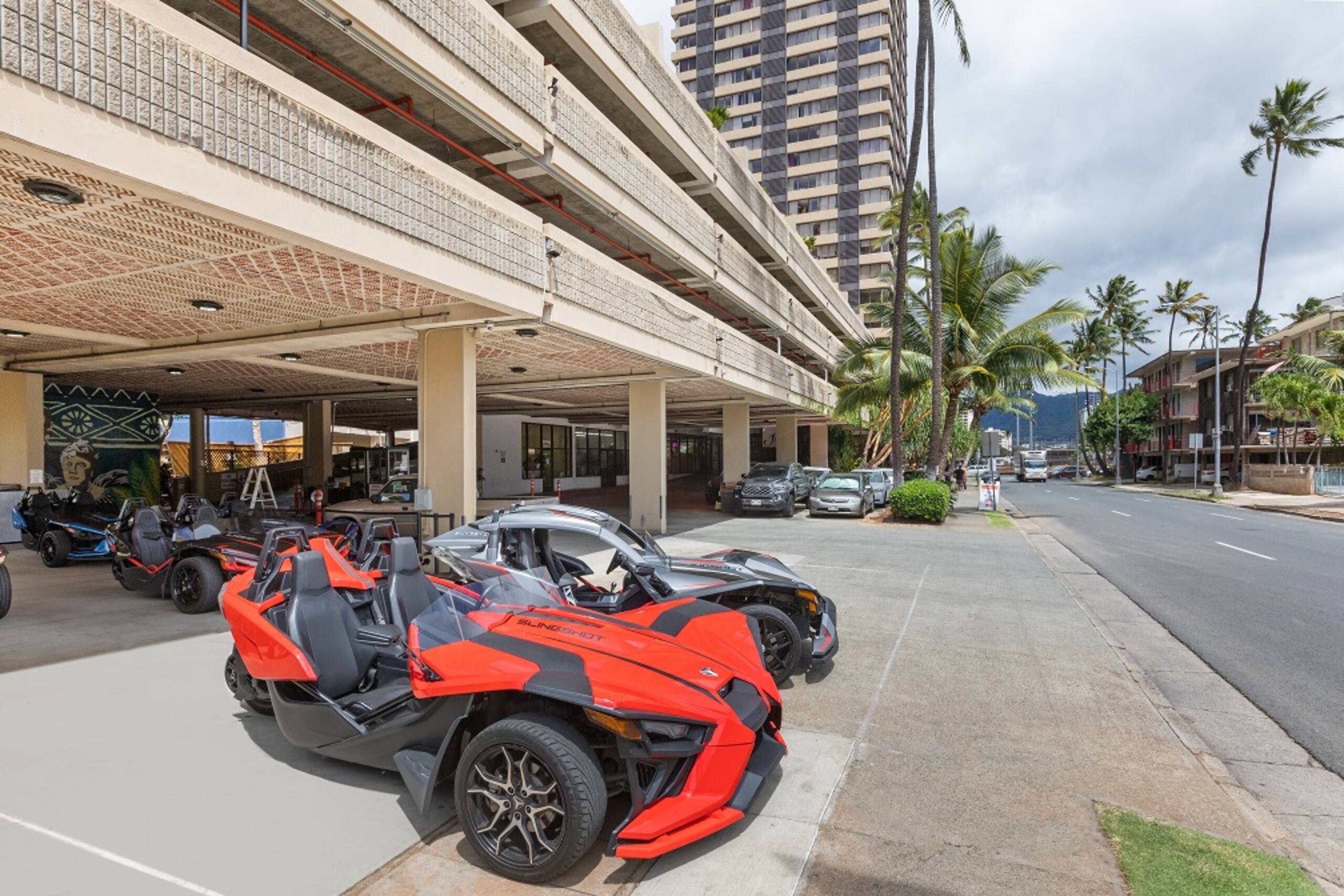 Condo in Honolulu · ★4.76 · 1 bedroom · 1 bed · 1 private bath - Image 27