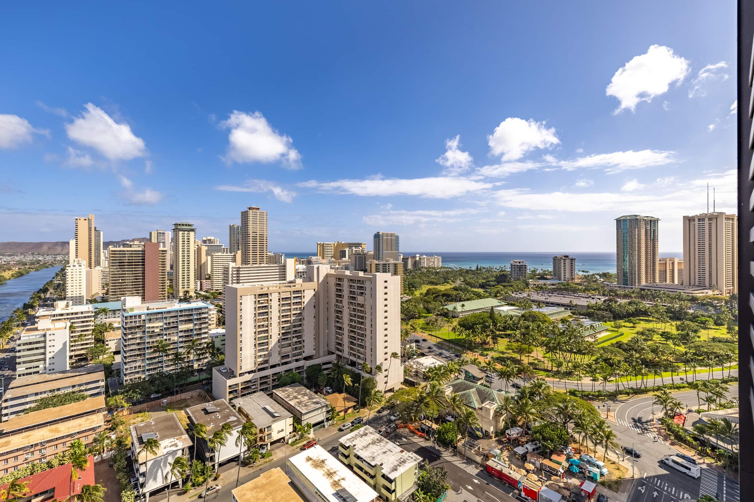 Condo in Honolulu · ★4.76 · 1 bedroom · 1 bed · 1 private bath - Image 7