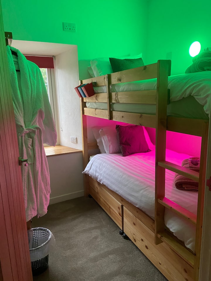 二段ベッドルーム