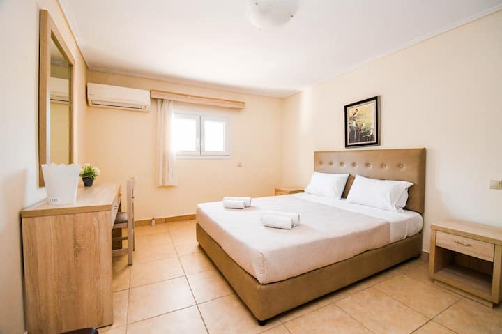 საძინებელი 1