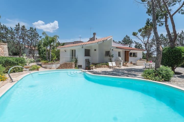 Casa Patrizia @ Villa Patrizia | Pool, Sea & Palms