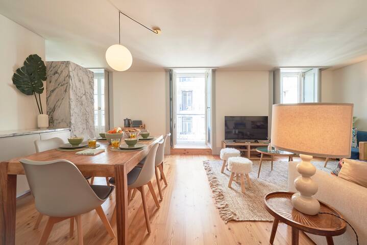 NEW!! Golden apt in Prime Location-2BR_2WC_AC_lift gallery image 2