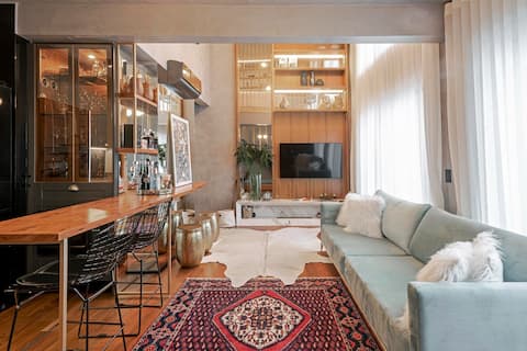 Top Airbnb: Duplex Giardino Apartment, beautiful, new in Batel in Batel