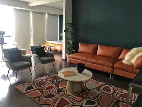 Successful Airbnb property: A beautiful loft overlooking La Mexicana Park in Santa Fe Cuajimalpa