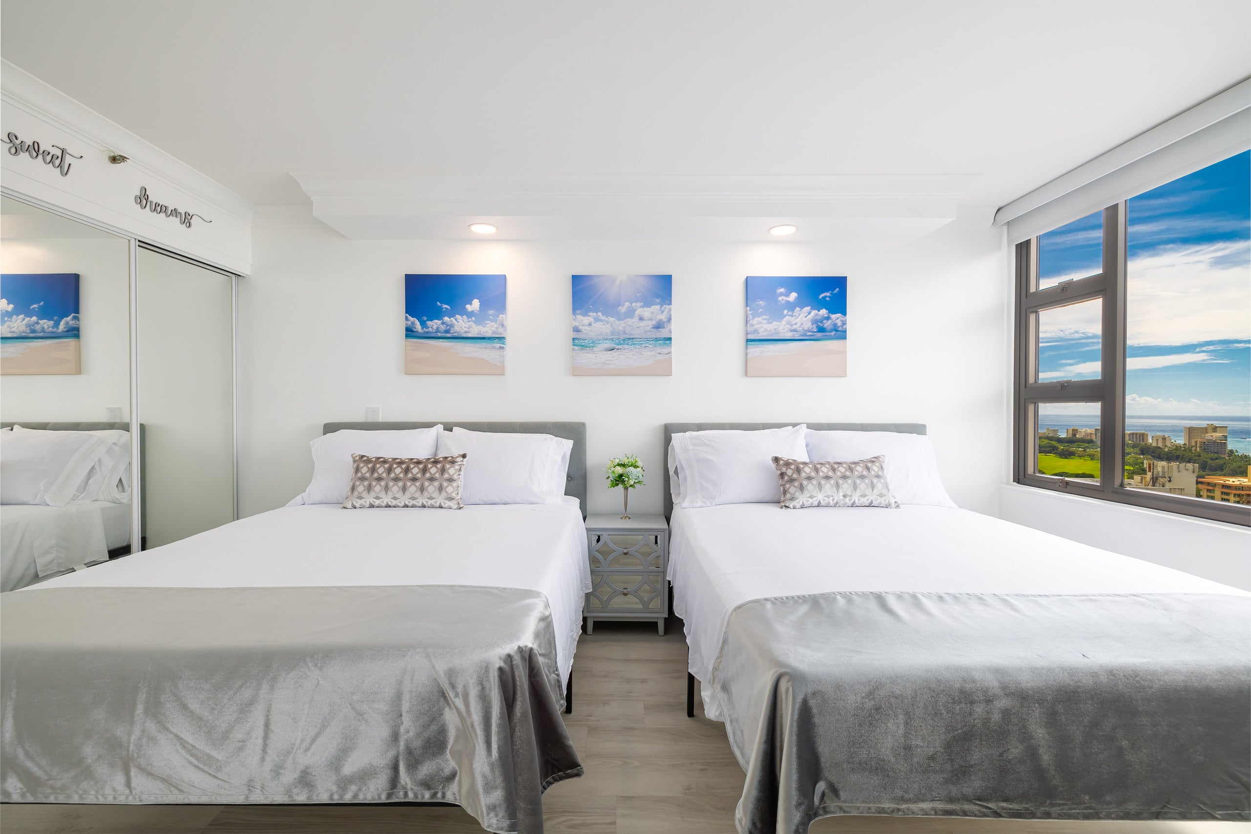 Condo in Honolulu · ★4.84 · 1 bedroom · 2 beds · 1 private bath - Image 29