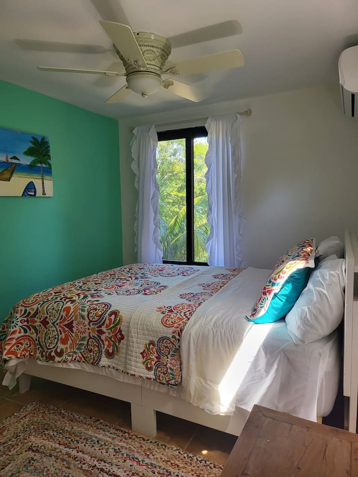 Camera da letto queen-size al 1 ° piano