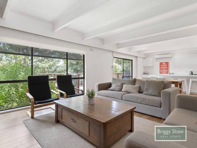 Greenburg Der Strand Castle on the Beach gallery image 2