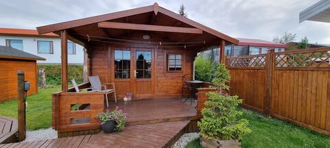 Adorable little guesthouse with private bathroom