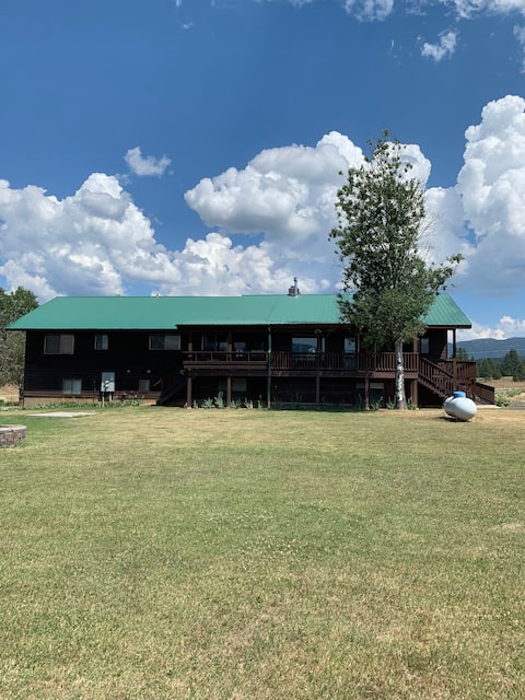 Spacious cabin with an amazing view