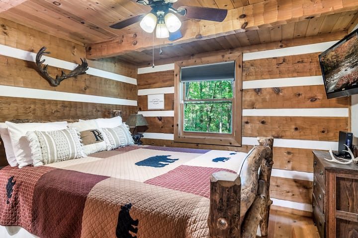 Spálňa s manželskou posteľou