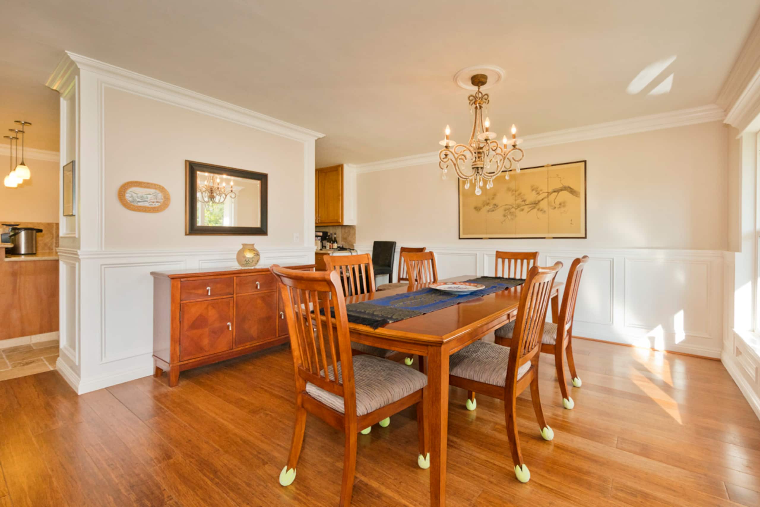 Home in Hilo · ★4.94 · 4 bedrooms · 7 beds · 2.5 private baths - Image 14