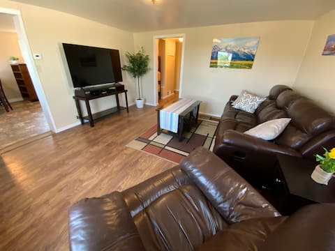Top Airbnb: Heart Mountain Cottage in Cody