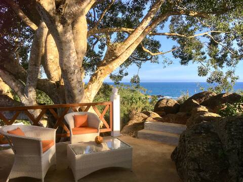 Luxury Suite with ocean and jungle view Unakuruwa