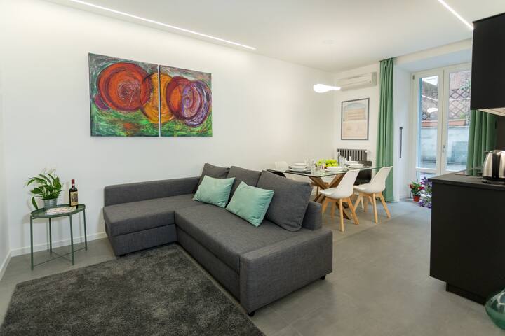 SUNNY gallery image 5