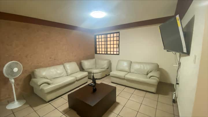 Espaciosa Casa Céntrica, Cómoda Y En Armonía - Heroica Veracruz