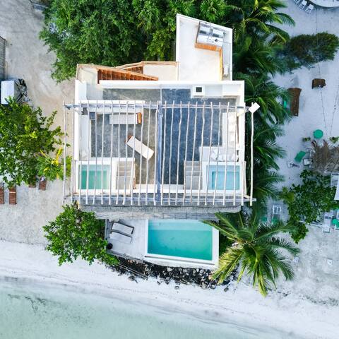 Luxury Beachfront Villa in Holbox