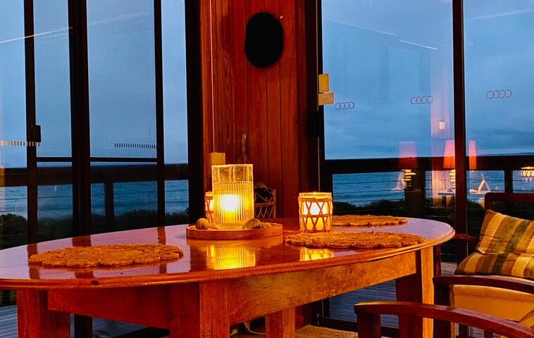 IdleWild – secluded cosy beachfront escape gallery image 3