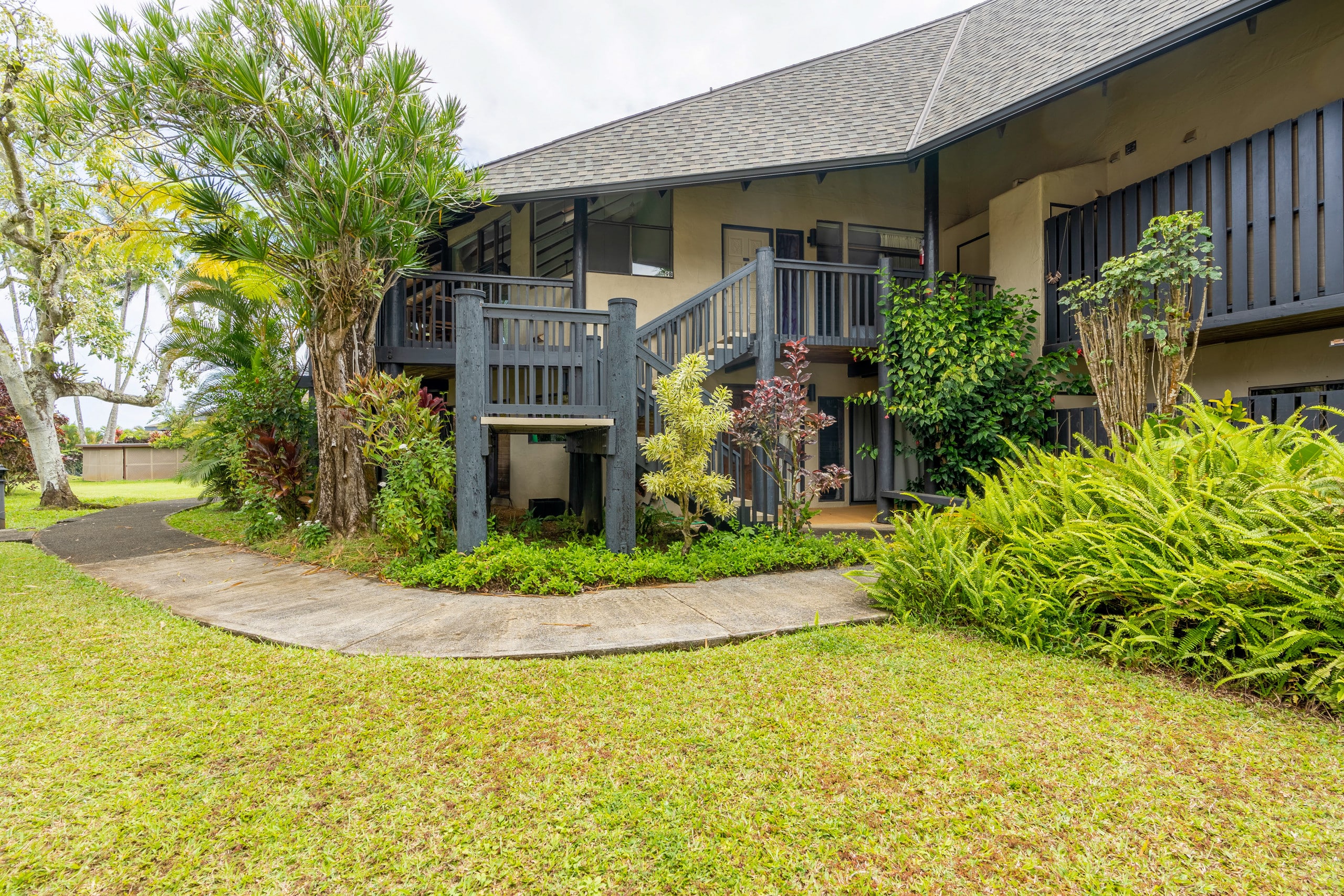 Condo in Princeville · ★4.92 · 2 bedrooms · 3 beds · 2 shared baths - Image 37