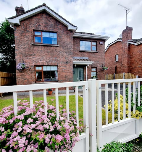 Stylish townhouse, VirginiaTown.