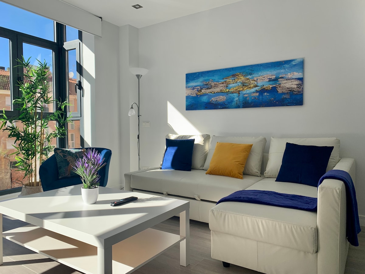 Successful Airbnb property: OCEAN LUXURY APARTMENT in Usera