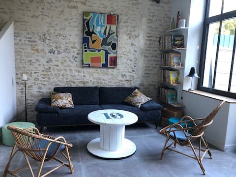 Fully renovated chai, 10 min walk from the beach