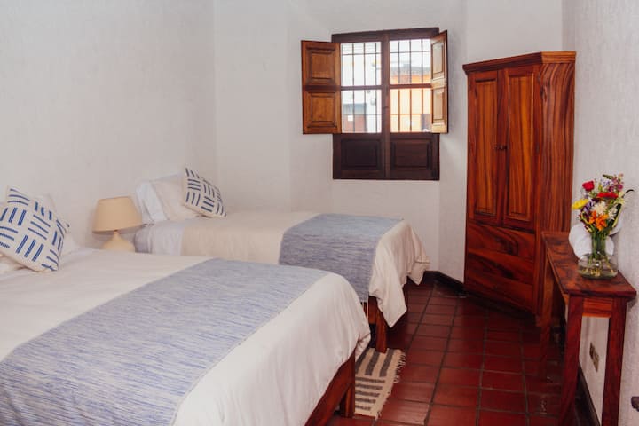 Casita - spavaća soba 4 (bračni krevet + krevet za jednu osobu)